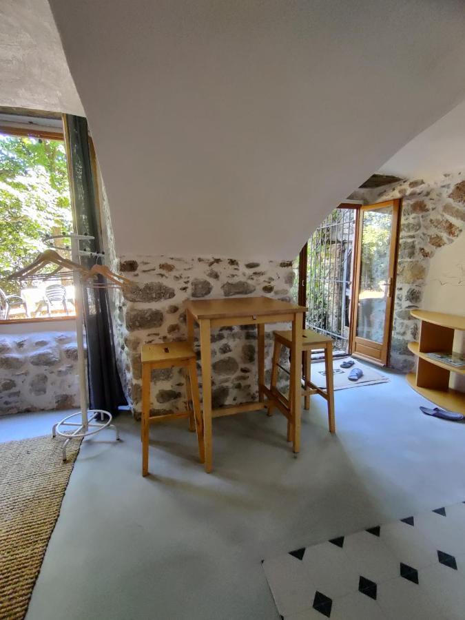 Rendez-Vous Sous Le Tilleul, En Cevennes. Molieres-Cavaillac Exterior photo